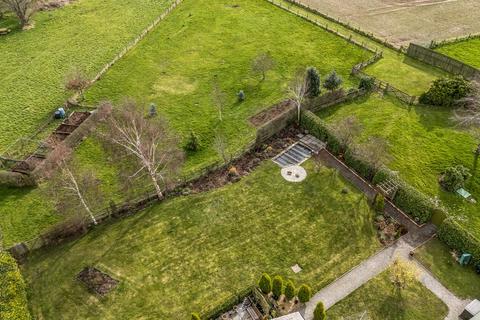 4 bedroom barn conversion for sale, Grange Road, Bronington.