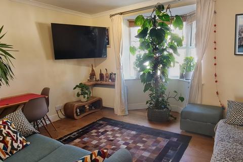1 bedroom flat for sale, Beaconsfield Road, London NW10