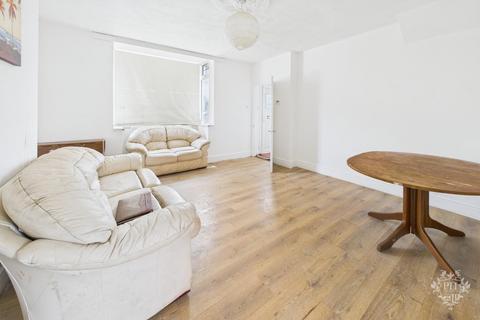 3 bedroom terraced house for sale, Leinster Road, Middlesbrough, TS1 4RA