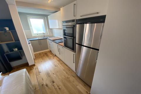3 bedroom semi-detached house to rent, Salisbury Street, Beeston, NG9 2EQ