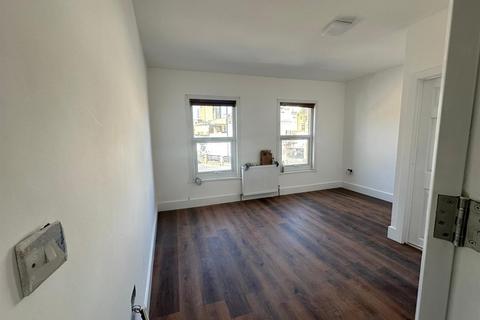 undefined, Inwood Road, Hounslow