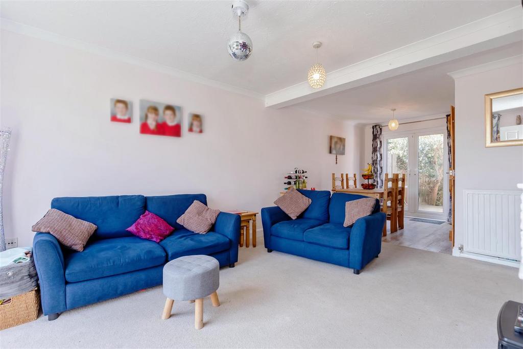 Lenhurst Way 9.jpg