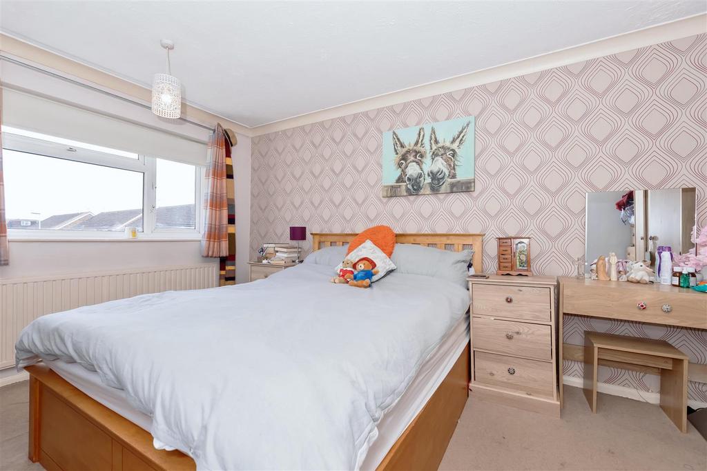Lenhurst Way 1.jpg