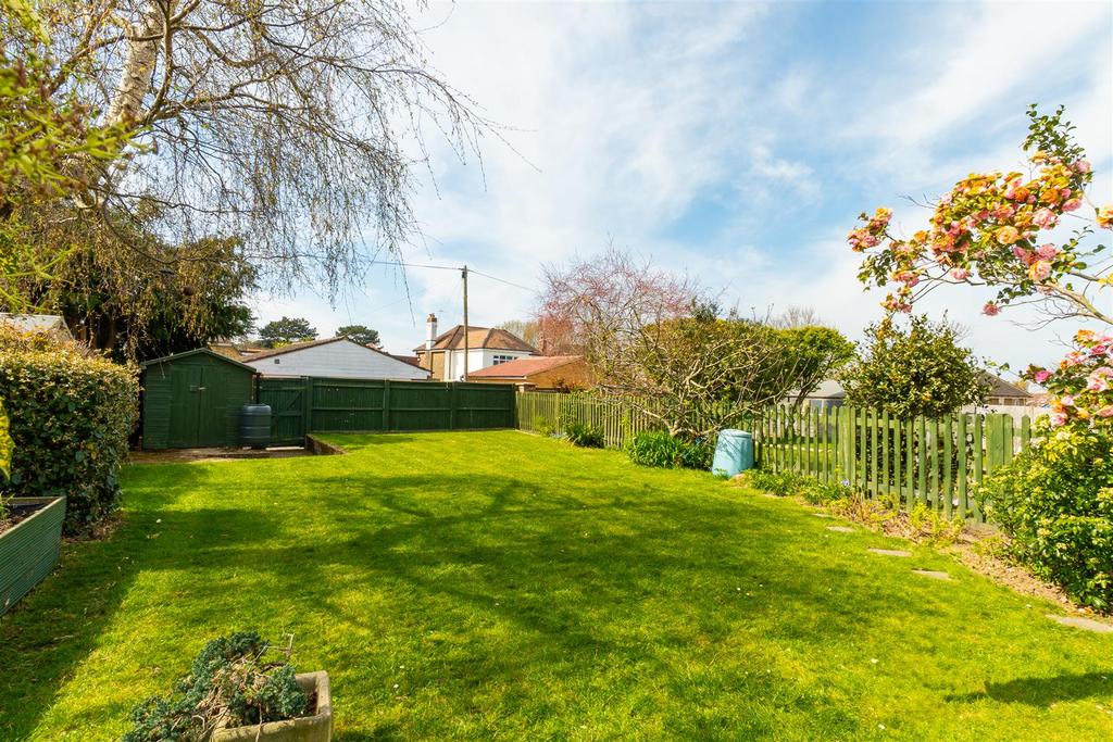 Rear Garden..jpg