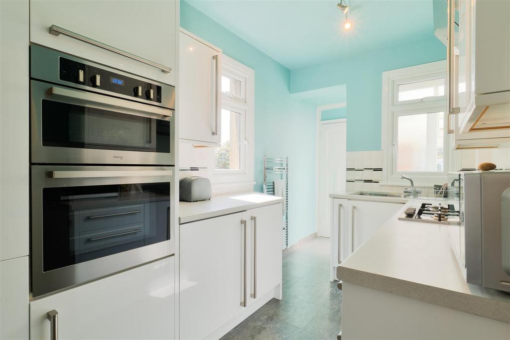 Kitchen.jpg