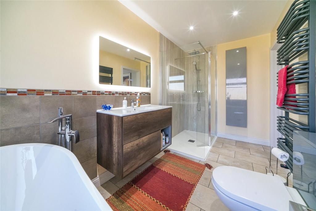 Ensuite