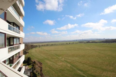 3 bedroom apartment for sale, Montagu Court, Gosforth, NE3