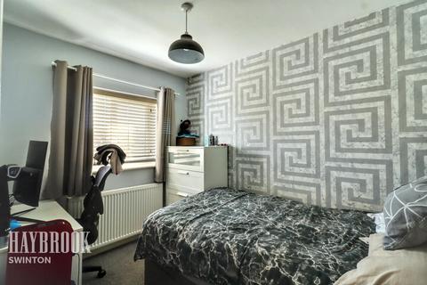 35 Holmoak Close, Swinton, Mexborough, S64 8UF