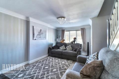 35 Holmoak Close, Swinton, Mexborough, S64 8UF
