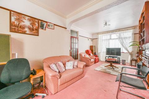 3 bedroom semi-detached house for sale, Mersham Road, Thornton Heath, CR7