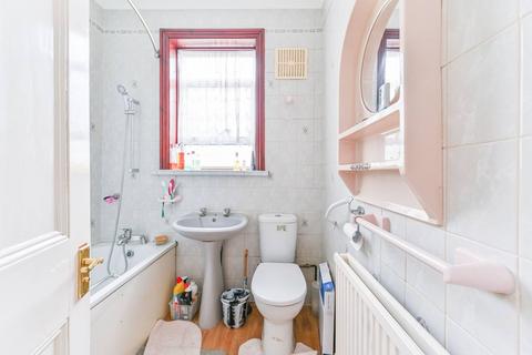 undefined, Mersham Road, Thornton Heath, CR7