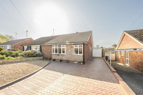 2 bedroom semi-detached bungalow for sale, Fairlawn Drive, Kingswinford, DY6 9PE
