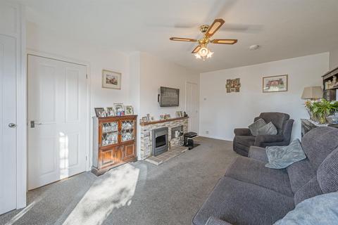 2 bedroom semi-detached bungalow for sale, Fairlawn Drive, Kingswinford, DY6 9PE