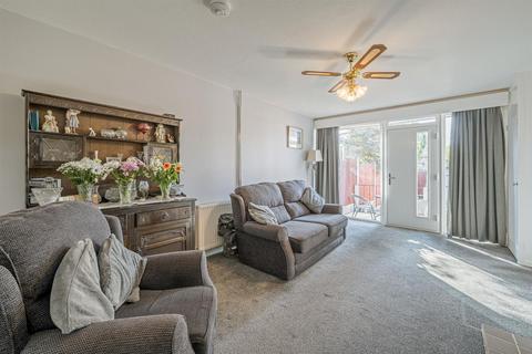 2 bedroom semi-detached bungalow for sale, Fairlawn Drive, Kingswinford, DY6 9PE