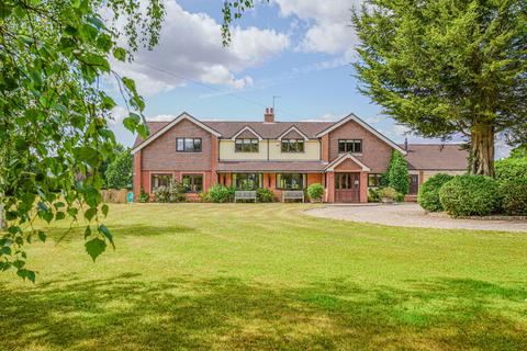 5 bedroom detached house for sale, Malthouse Lane, Earlswood