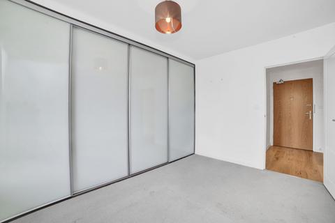 Flat 76, Kinglake House Denman Avenue, Southall, UB2 4GA