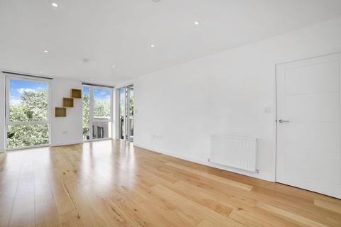 Flat 76, Kinglake House Denman Avenue, Southall, UB2 4GA