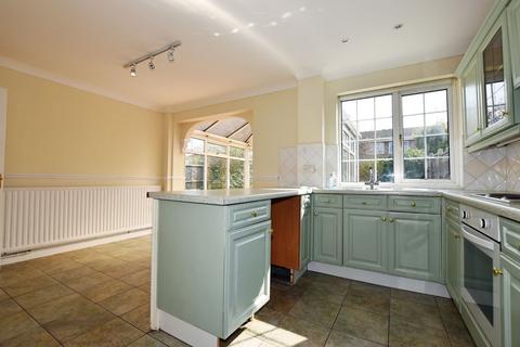 3 bedroom semi-detached house for sale, Orchard Close, Towcester, NN12