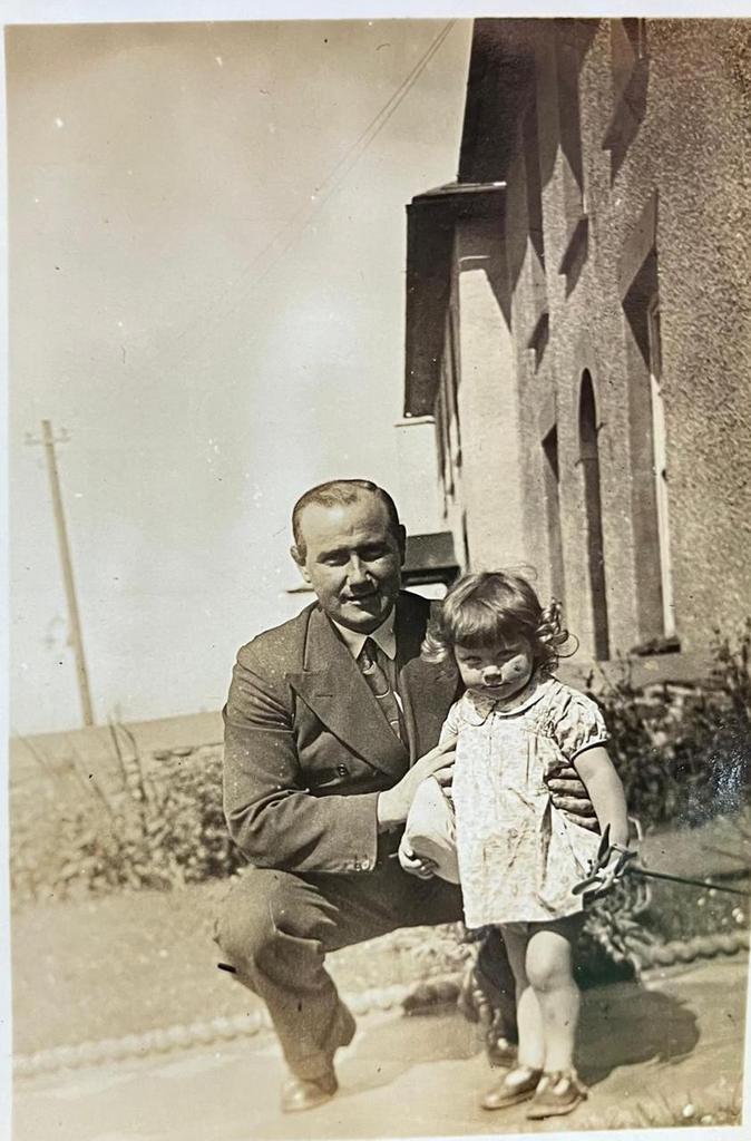 Original owner Captain Enoch Thomas outside Delfyn