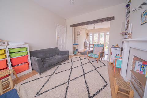 135 Bradbury Road, Solihull, B92 8AL