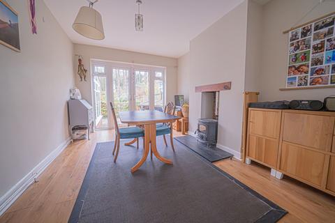 135 Bradbury Road, Solihull, B92 8AL