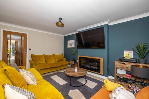 3 bedroom detached house for sale, Lucilla Avenue, Ashford, Kent, TN23