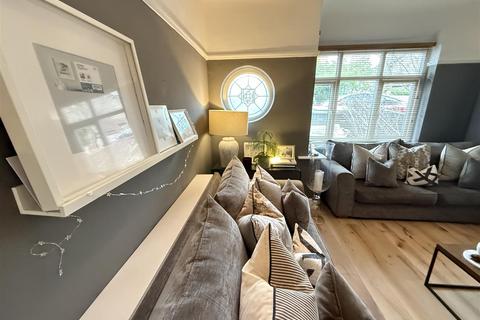 4 bedroom semi-detached house for sale, Oaklands Drive, Heswall, Wirral