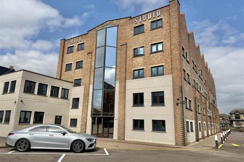 2 bedroom apartment to rent, Crane Mead, Ware SG12