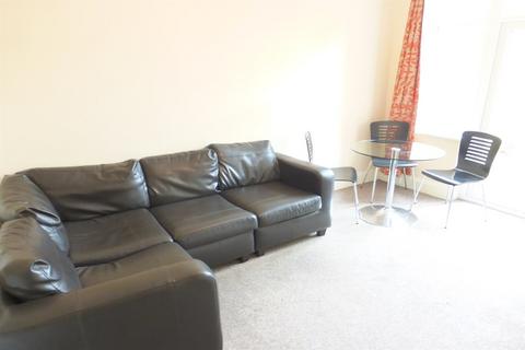 4 bedroom semi-detached house to rent, Marlborough Road, Beeston, NG9 2HG