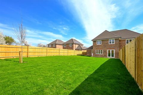 3 bedroom semi-detached house for sale, Tawny Place, Coldharbour Road