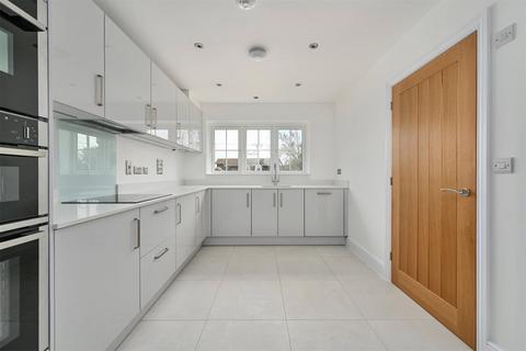 3 bedroom semi-detached house for sale, Tawny Place, Coldharbour Road