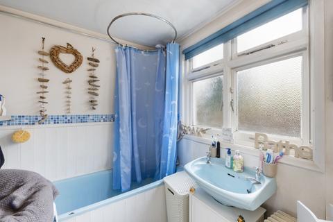 1 bedroom flat for sale, Strathville Road, Earlsfield, SW18