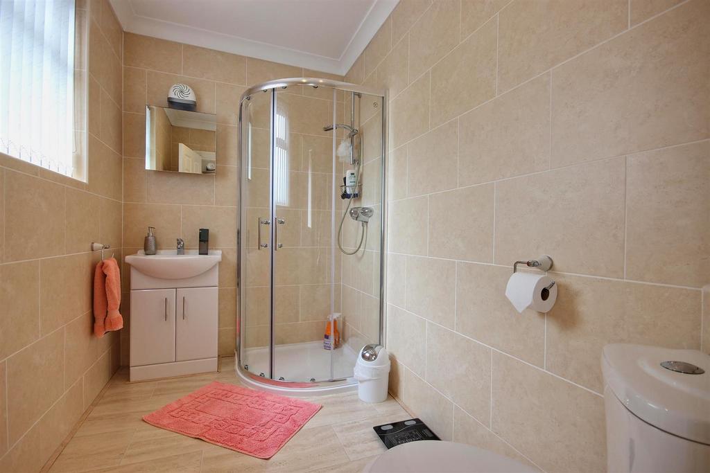 En suite shower room
