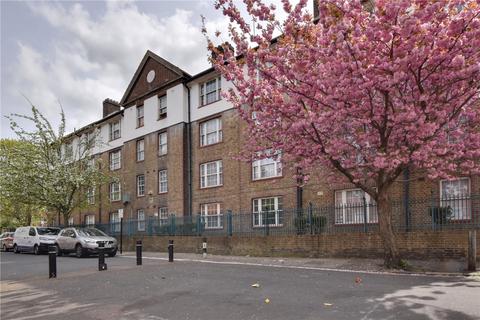 3 bedroom apartment for sale, Meridian House, Azof Street, Greenwich, London, SE10