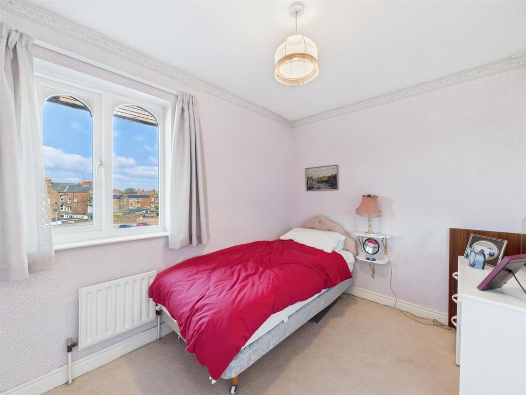 Bedroom: