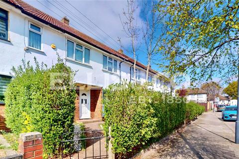 3 bedroom terraced house for sale - Farm Avenue, Wembley, HA0