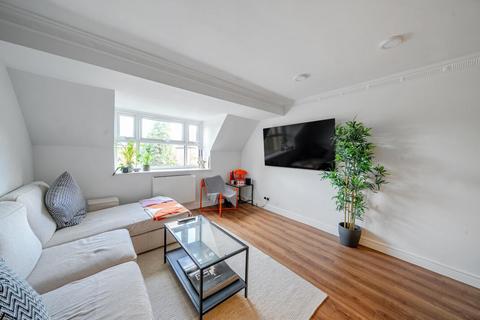 13 Albemarle Park, Beckenham, BR3 5XG