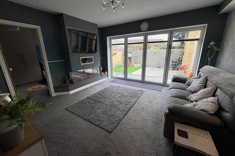 2 bedroom detached bungalow for sale, Beldon Lane, Horton Bank Top, Bradford