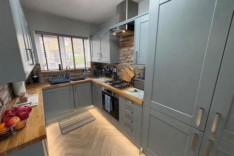 2 bedroom detached bungalow for sale, Beldon Lane, Horton Bank Top, Bradford
