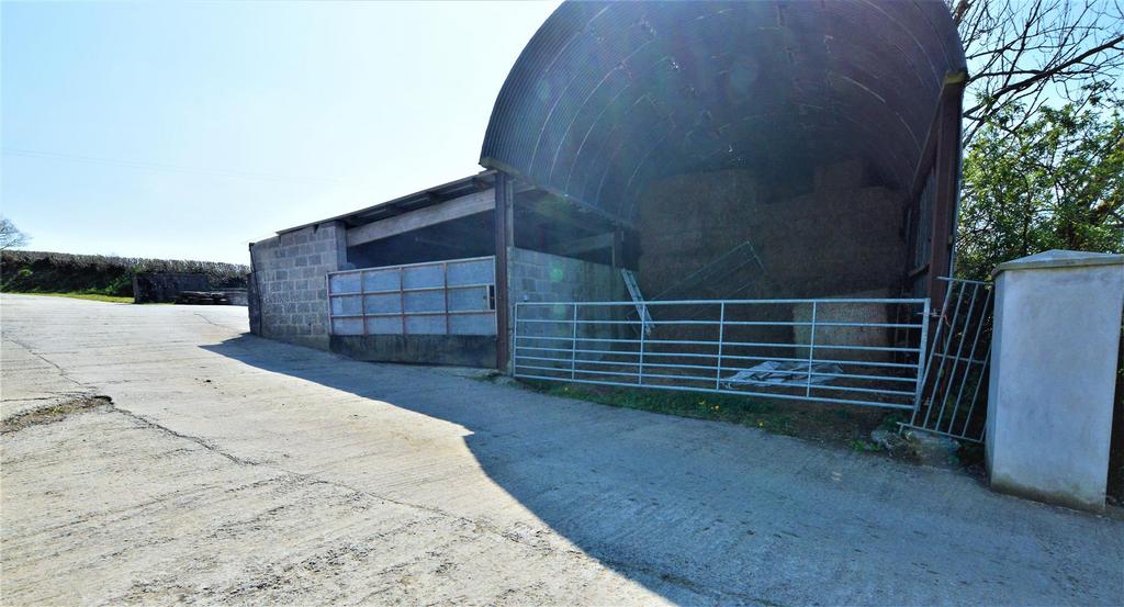 Dutch Barn.JPG