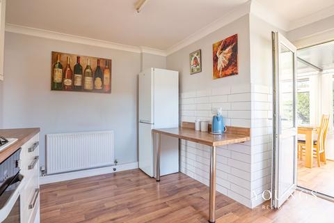 11 Birch Close, Canvey Island, SS8 9JG