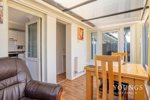 11 Birch Close, Canvey Island, SS8 9JG