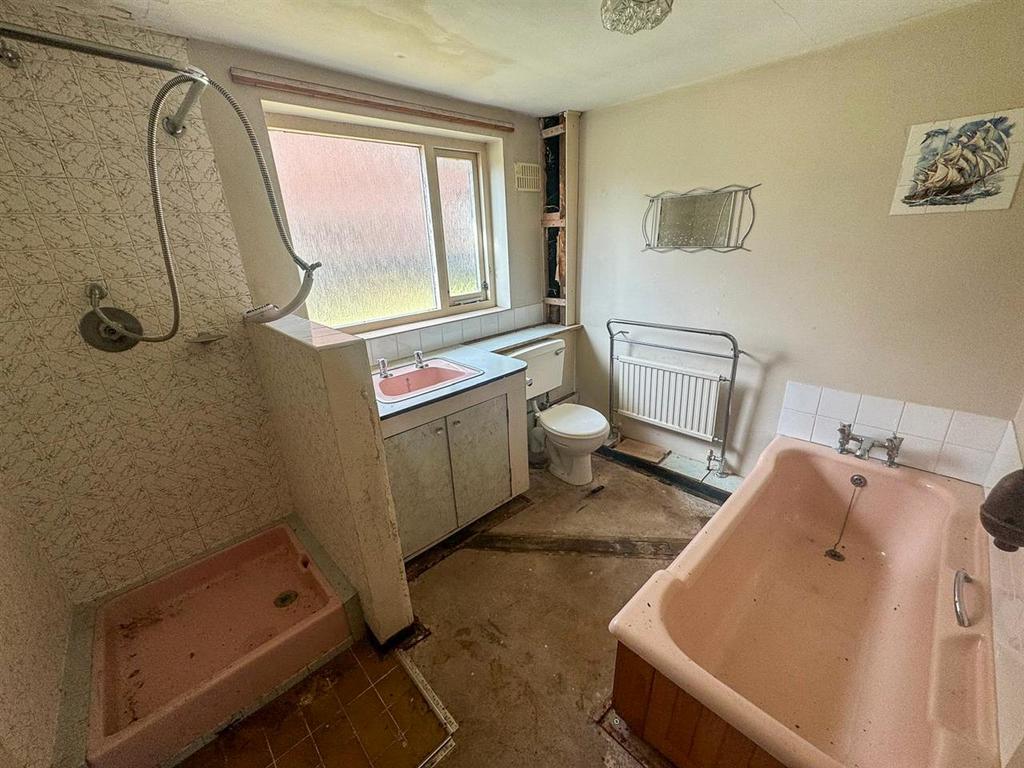 Downstairs Bathroom