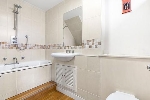 8 Cross Street, London, SW13 0PS