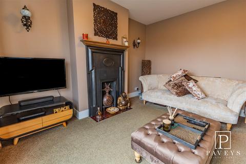 3 bedroom detached house for sale, Frinton Road, Kirby Cross, Frinton-On-Sea
