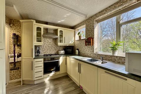 3 bedroom semi-detached house for sale, Newsome Road, Newsome, Huddersfield, HD4 6ND
