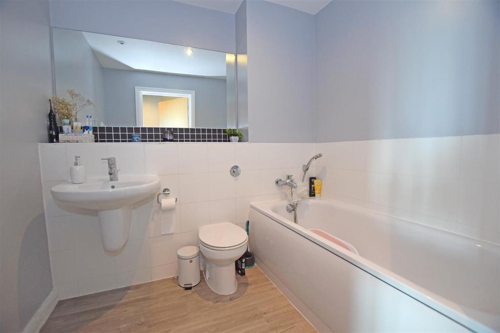 Bathroom.jpg