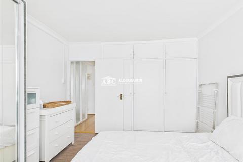 2 bedroom flat for sale, Whitchurch Lane, Edgware