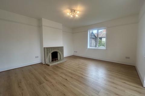 3 bedroom detached bungalow for sale, 13 Saxmundham Road, Framlingham, Woodbridge, Suffolk IP13 9BU