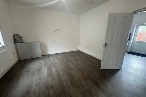 3 bedroom detached house to rent, Brieryfield Road Preston PR1 8SR